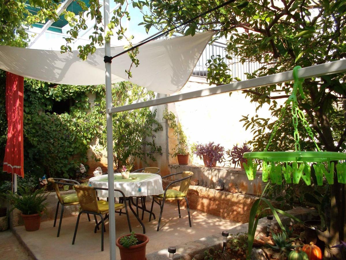 Apartmani Kate Stari Grad  Exterior photo
